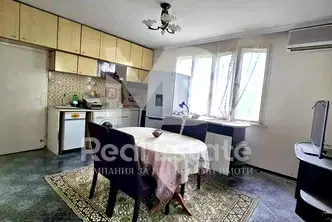 Етаж от къща в Пловдив, Кючук Париж