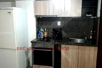 Етаж от къща в Пловдив, Кючук Париж