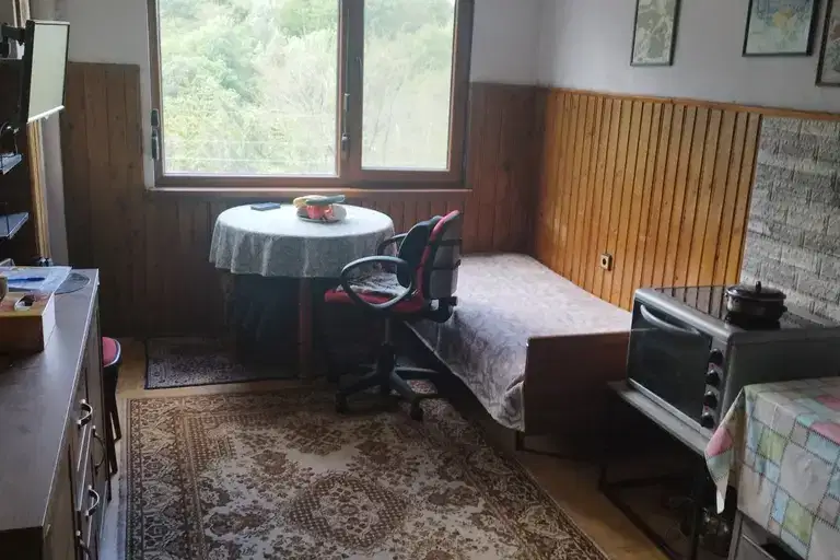 Floor of House in Oblast Kyustendil, Samoranovo