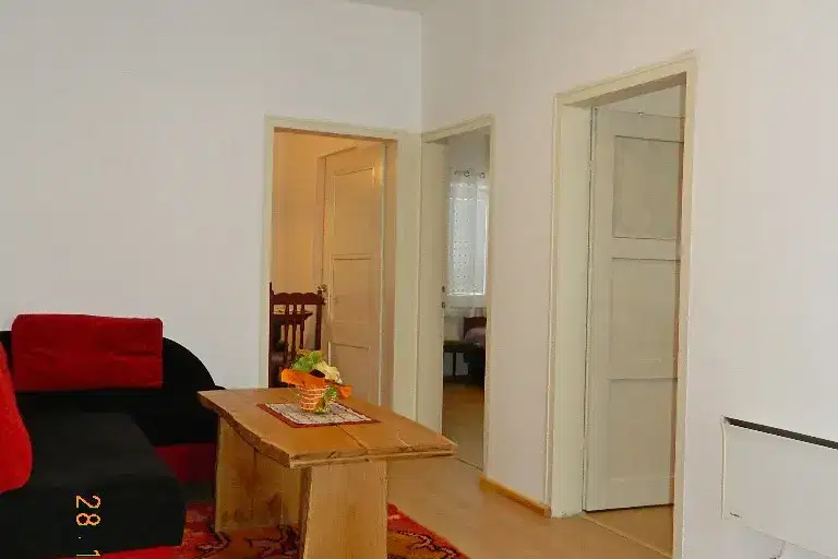 Floor of House in Oblast Smolyan, Smilyan