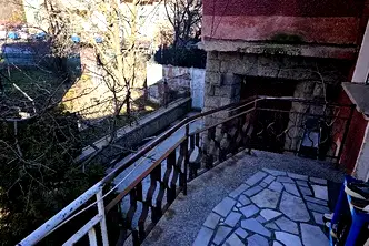 Етаж от къща в с. Владая