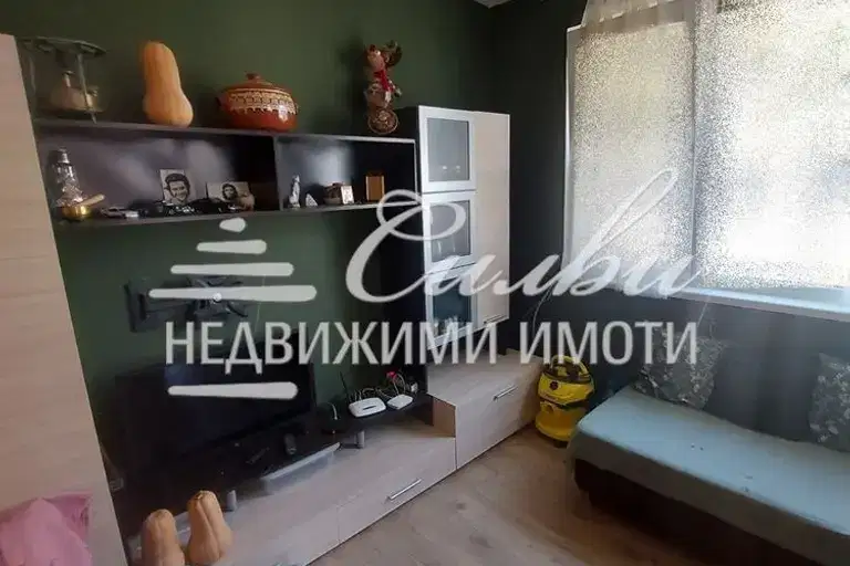 Етаж от къща в Шумен, Пожарната