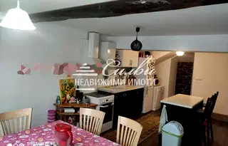 Етаж от къща в Шумен, Тракия