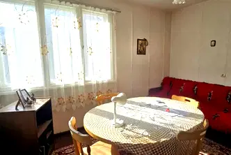 Етаж от къща в Шумен, Военно училище