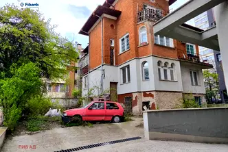 Етаж от къща в София, Бъкстон