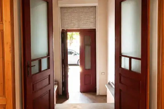 Floor of House in Sofiya, Centyr