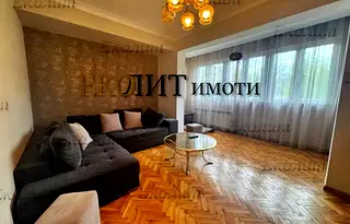 Етаж от къща в София, Изток