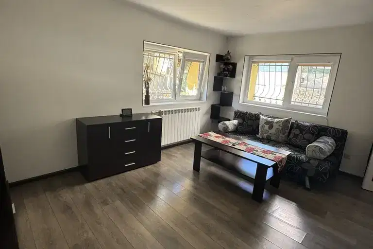 Floor of House in Sofiya, Karpuzica