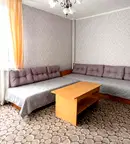 Етаж от къща в София, Левски