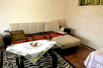 Етаж от къща в София, Модерно предградие