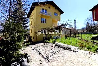 Етаж от къща в София, Симеоново