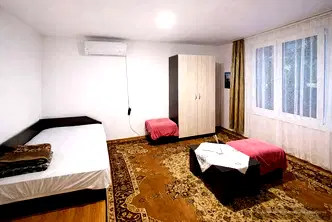 Етаж от къща в София, Зона Б-5