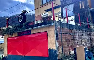 Етаж от къща в Ловеч, Троян