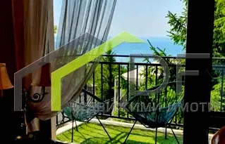 Етаж от къща във Варна, Свети Никола