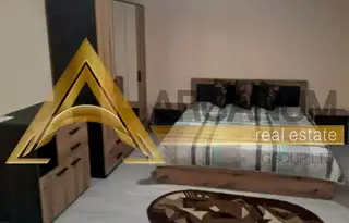 Етаж от къща във Варна, Виница