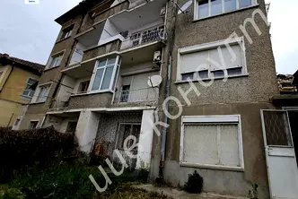 Етаж от къща във Велико Търново, Център