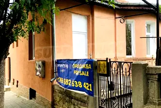Етаж от къща във Велико Търново, Център