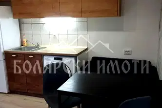 Етаж от къща във Велико Търново, Център