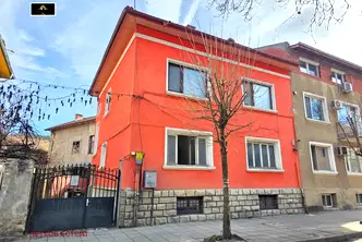Етаж от къща в Пазарджик, Велин