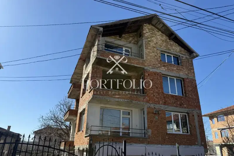 Къща в Бургас, Ахелой