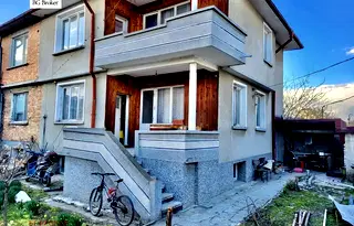 Къща в Бургас, Ахелой