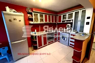 Къща в Бургас, Ахелой