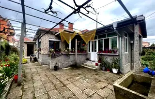 Къща в Бургас, Айтос