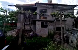 Къща в Бургас, Айтос
