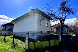 Къща в Ловеч, Априлци