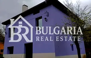 Къща в Ловеч, Априлци