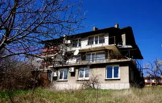Къща в Банкя
