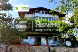 Къща в Банкя