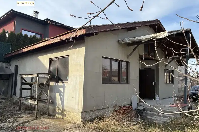 Къща във Варна, Белослав