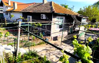 Къща във Варна, Белослав