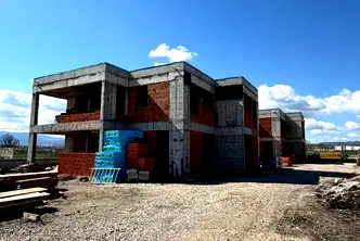 Къща в София, Божурище