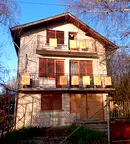 Къща в Перник, Брезник