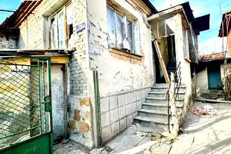 Къща в Бургас, Победа
