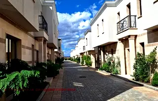 Къща в Бургас, Сарафово