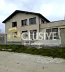 Къща във Варна, Бяла