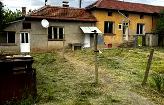 Къща във Велико Търново, Бяла черква