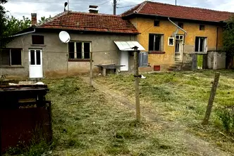 Къща във Велико Търново, Бяла черква