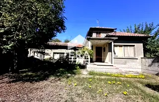 Къща във Велико Търново, Бяла черква