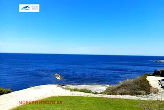 Къща в Бургас, Царево