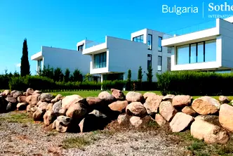 Къща в Бургас, Черноморец