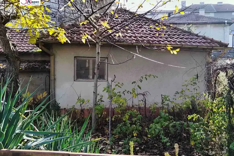 House in Dobrich, Chervenata Pryst