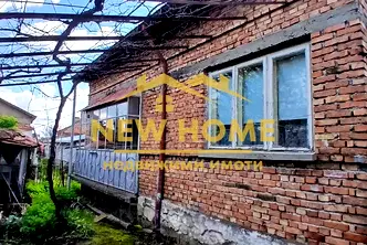 Къща в Добрич, Пинета