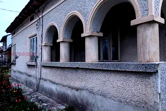 Къща в Добрич, Рилци