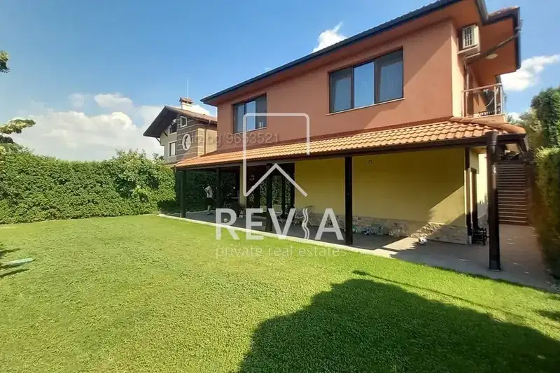 House in област София, Dolna Banya