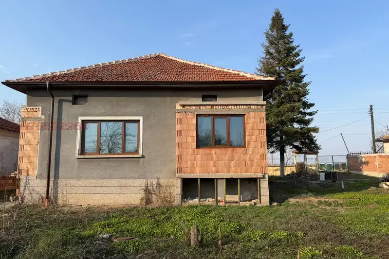 House in Oblast Pleven, Dolna Mitropoliya