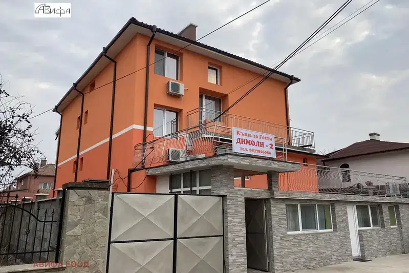 House in област София, Elin Pelin
